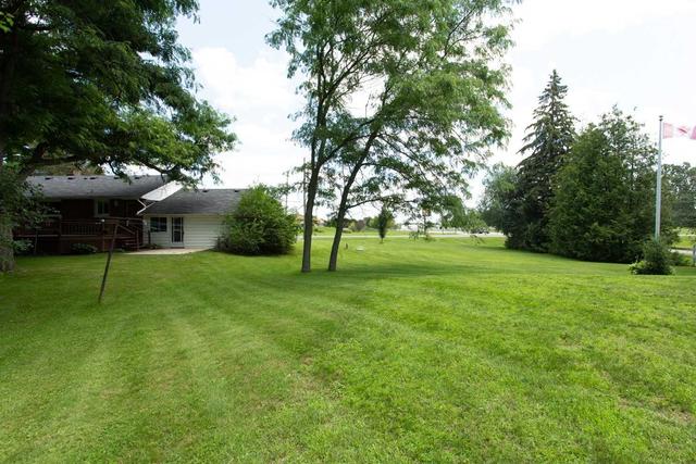 349 Angeline St, House detached with 2 bedrooms, 1 bathrooms and 7 parking in Kawartha Lakes ON | Image 29
