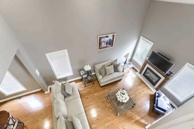 125 Sonoma Blvd, House detached with 3 bedrooms, 3 bathrooms and 4 parking in Vaughan ON | Image 12