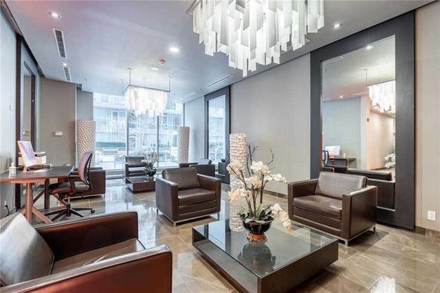 uph14 - 21 Nelson St, Condo with 1 bedrooms, 2 bathrooms and 2 parking in Toronto ON | Image 23