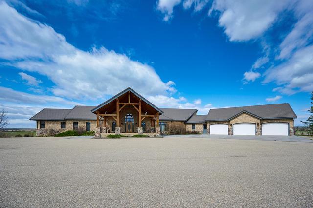 370063 Highway 547, House detached with 8 bedrooms, 9 bathrooms and 20 parking in Foothills County AB | Image 1