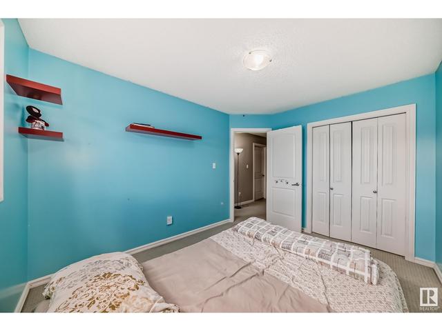 2333 28a Av Nw Nw, House detached with 4 bedrooms, 2 bathrooms and null parking in Edmonton AB | Image 23
