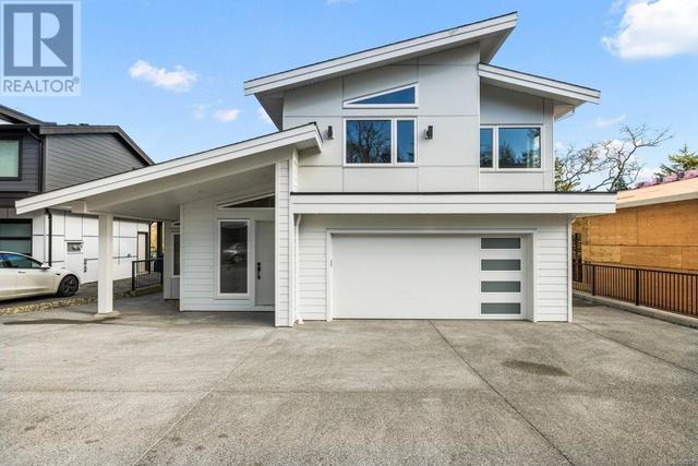 4041 Eagle Rock Hts, House detached with 4 bedrooms, 4 bathrooms and 2 parking in Saanich BC | Image 1