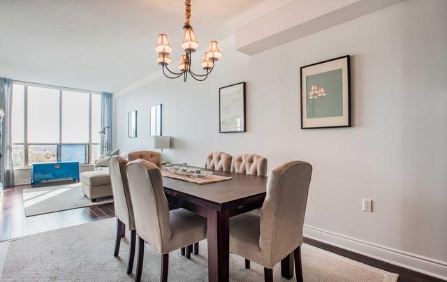 ph#3 - 1110 Walden Circ, Condo with 2 bedrooms, 2 bathrooms and 2 parking in Mississauga ON | Image 3
