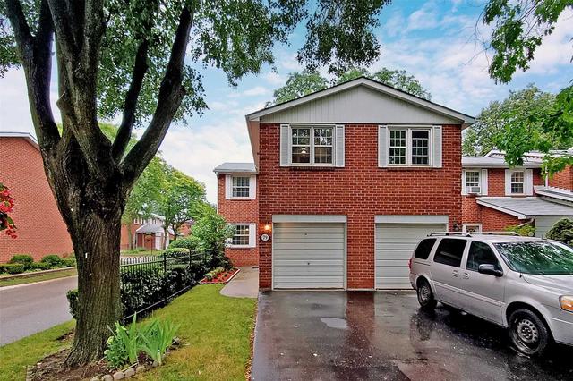 79 Porterfield Cres, Townhouse with 4 bedrooms, 2 bathrooms and 2 parking in Markham ON | Image 12