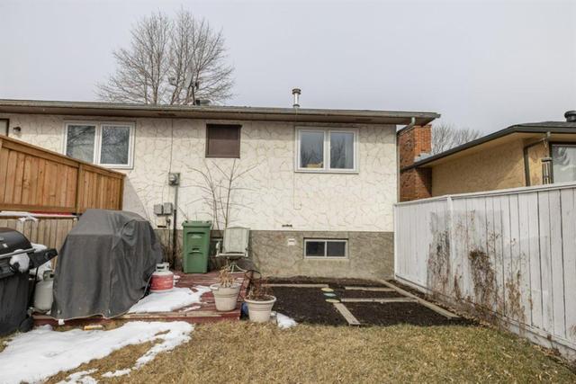 211 Lynnover Place Se, House detached with 3 bedrooms, 2 bathrooms and 2 parking in Calgary AB | Image 33