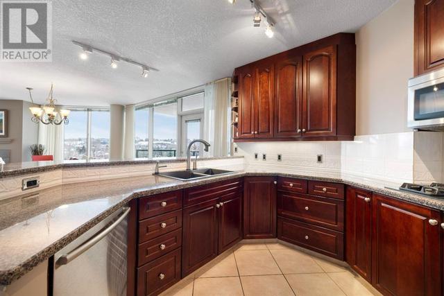 505, - 837 2 Avenue Sw, Condo with 2 bedrooms, 2 bathrooms and 2 parking in Calgary AB | Image 9