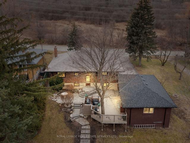 35 Peru Rd, House detached with 3 bedrooms, 2 bathrooms and 14 parking in Milton ON | Image 30