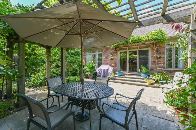 79 Woodside Rd, House detached with 4 bedrooms, 3 bathrooms and 4 parking in Guelph ON | Image 10