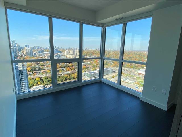 3707 - 95 Mcmahon Dr, Condo with 3 bedrooms, 2 bathrooms and 1 parking in Toronto ON | Image 9