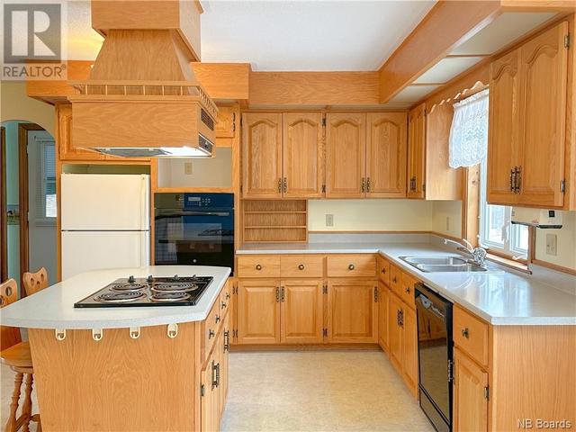 983 - 565 Route, House detached with 2 bedrooms, 2 bathrooms and null parking in Kent NB | Image 7