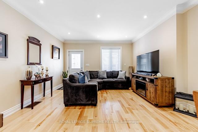 399 Symington Ave, House semidetached with 3 bedrooms, 3 bathrooms and 2 parking in Toronto ON | Image 32