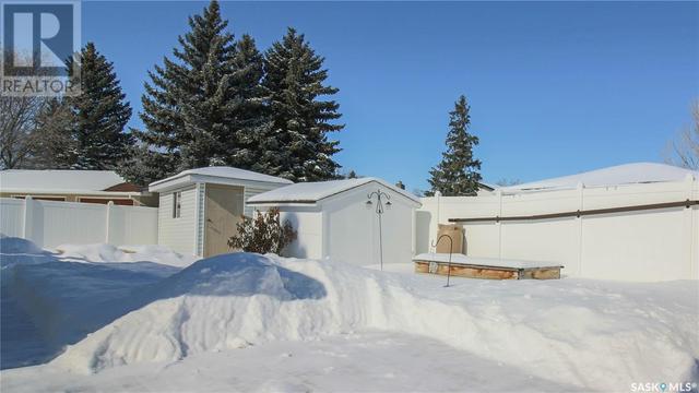 110 Mccarthy Boulevard N, House detached with 3 bedrooms, 2 bathrooms and null parking in Regina SK | Image 40
