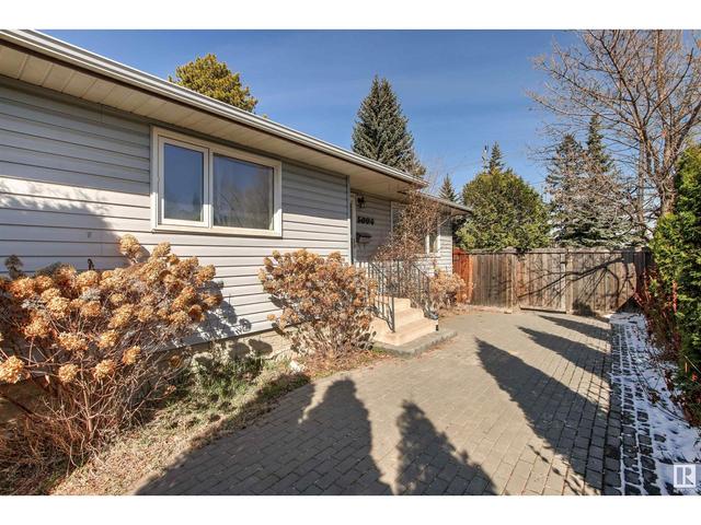 5004 93a Av Nw, House detached with 3 bedrooms, 2 bathrooms and null parking in Edmonton AB | Image 4