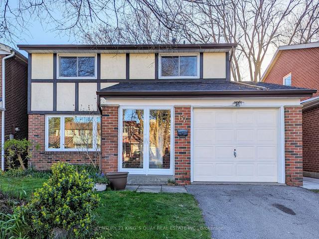 67 Longford Cres, House attached with 4 bedrooms, 2 bathrooms and 2 parking in Toronto ON | Image 1