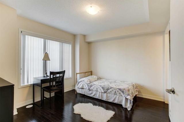 10626 Bathurst St, House attached with 1 bedrooms, 2 bathrooms and null parking in Vaughan ON | Image 4