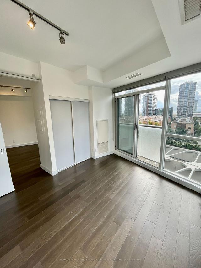 821 - 1 Shaw St, Condo with 1 bedrooms, 1 bathrooms and 0 parking in Toronto ON | Image 10