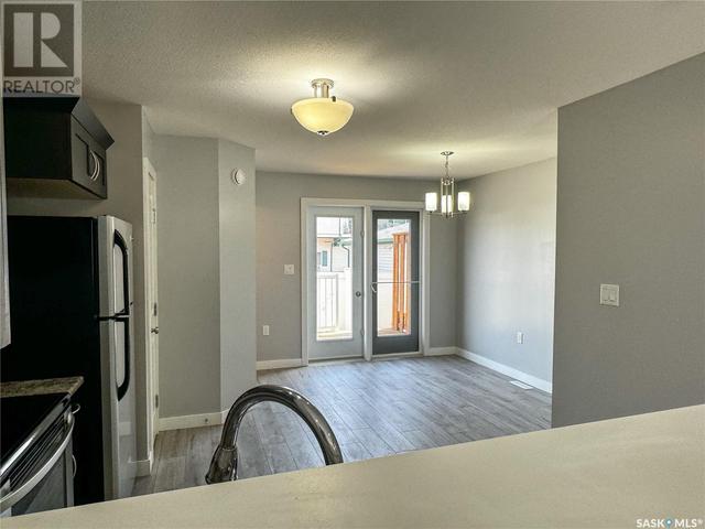 17 - 1621 First Street, House attached with 2 bedrooms, 2 bathrooms and null parking in Estevan SK | Image 7