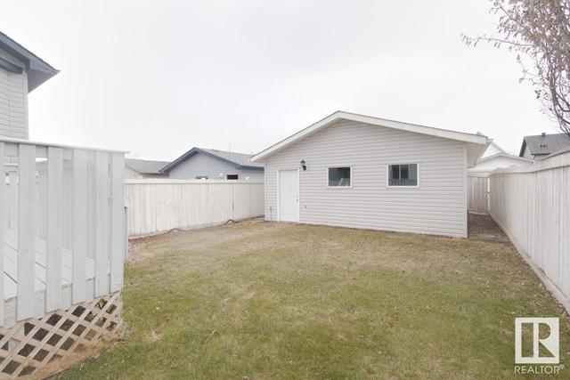 5813 Sutter Pl Nw, House detached with 3 bedrooms, 2 bathrooms and null parking in Edmonton AB | Image 33