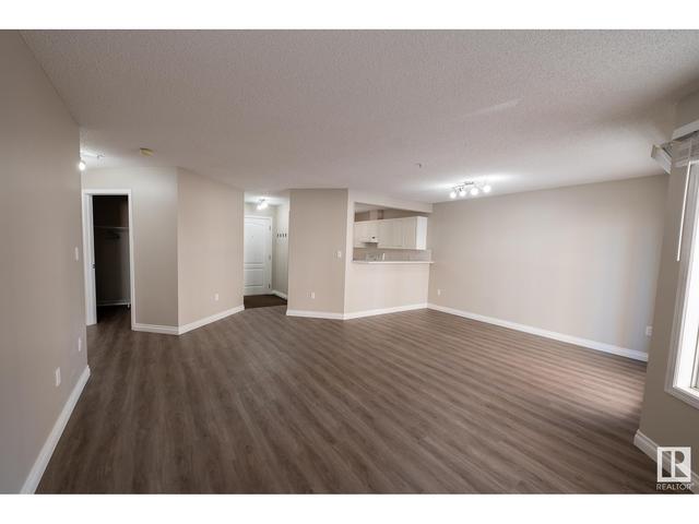 111 - 10153 117 St Nw, Condo with 1 bedrooms, 1 bathrooms and null parking in Edmonton AB | Image 3