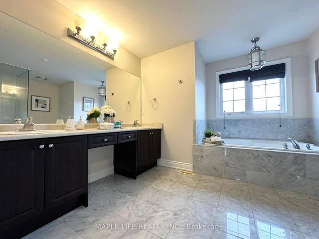 5 Hayes Lane, House attached with 3 bedrooms, 3 bathrooms and 2 parking in Toronto ON | Image 18