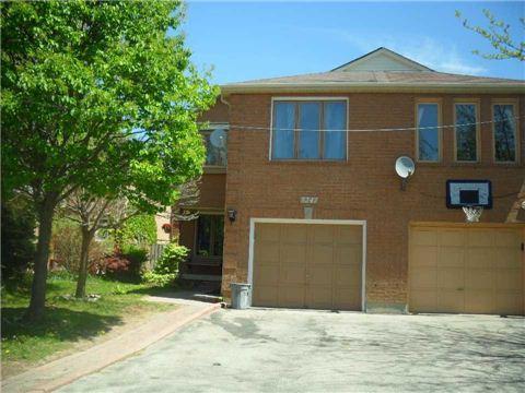 5247 Cinnamon Rd, House attached with 3 bedrooms, 4 bathrooms and 4 parking in Mississauga ON | Image 1