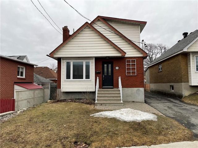202 Young Street, House detached with 4 bedrooms, 3 bathrooms and 6 parking in Ottawa ON | Image 1