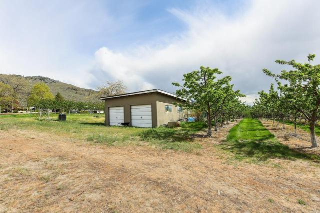3102 30th Avenue, House detached with 4 bedrooms, 2 bathrooms and 4 parking in Okanagan Similkameen A BC | Image 44
