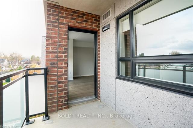 407 - 3998 Victoria Ave, Condo with 2 bedrooms, 1 bathrooms and 1 parking in Lincoln ON | Image 18
