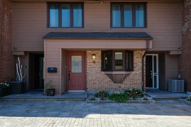 251 Bruyere St, Townhouse with 3 bedrooms, 2 bathrooms and 1 parking in Ottawa ON | Image 28