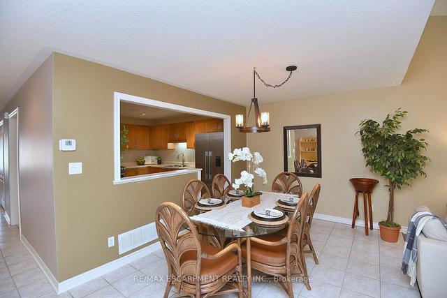 12 - 222 Fellowes Cres S, Townhouse with 2 bedrooms, 3 bathrooms and 1 parking in Hamilton ON | Image 9