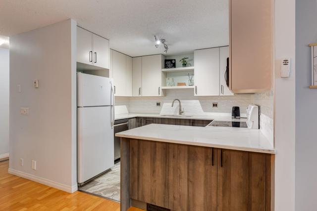 32 - 12625 24 Street Sw, Home with 2 bedrooms, 2 bathrooms and 2 parking in Calgary AB | Image 9