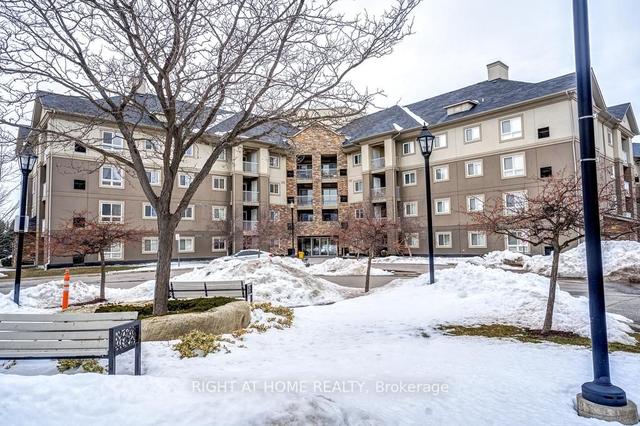 3403 - 4 Dayspring Circ, Condo with 2 bedrooms, 2 bathrooms and 2 parking in Brampton ON | Image 1