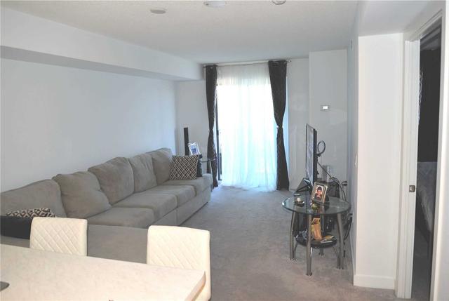 509 - 1346 Danforth Rd, Condo with 1 bedrooms, 1 bathrooms and 1 parking in Toronto ON | Image 3