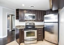 1414 - 250 Webb Dr, Condo with 2 bedrooms, 2 bathrooms and 2 parking in Mississauga ON | Image 9