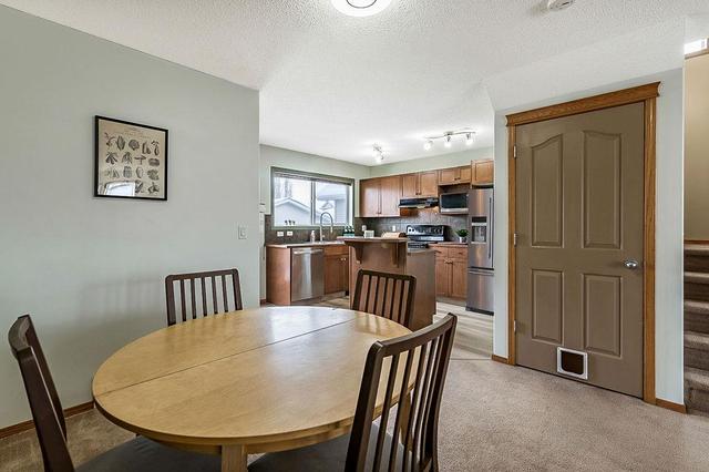 24 Cranberry Way Se, House detached with 3 bedrooms, 1 bathrooms and 2 parking in Calgary AB | Image 12