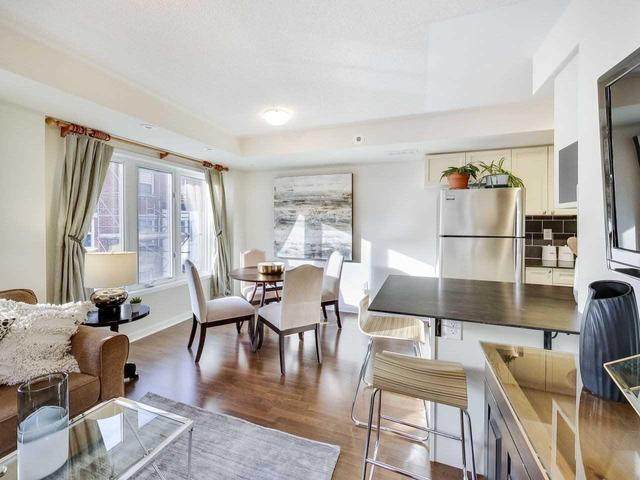 Th1 - 82 Munro St, Townhouse with 2 bedrooms, 2 bathrooms and 1 parking in Toronto ON | Image 4