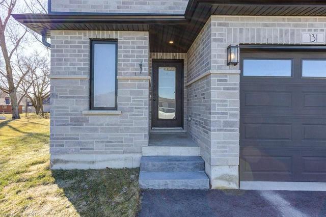 131 Jefferey Way, House semidetached with 3 bedrooms, 2 bathrooms and 5 parking in Wellington North ON | Image 33