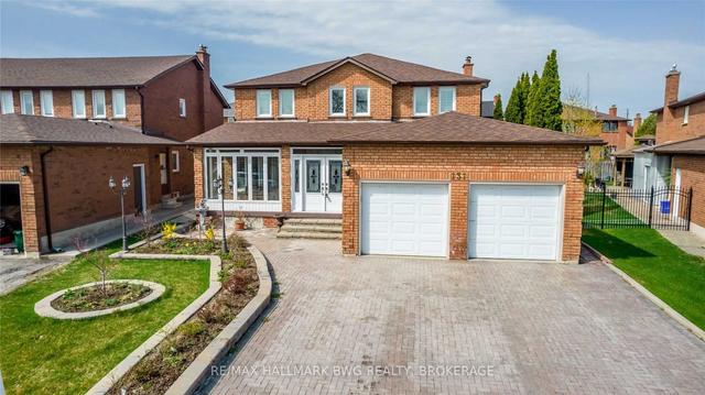 131 Zinnia Pl, House detached with 4 bedrooms, 4 bathrooms and 6 parking in Vaughan ON | Image 1