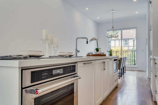 d - 241 Lytton Blvd, House attached with 3 bedrooms, 3 bathrooms and 2 parking in Toronto ON | Image 5