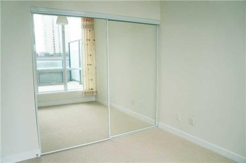509 - 33 Bay St, Condo with 1 bedrooms, 1 bathrooms and null parking in Toronto ON | Image 3