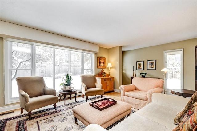 77 Noel Street, House detached with 4 bedrooms, 4 bathrooms and 4 parking in Ottawa ON | Image 5
