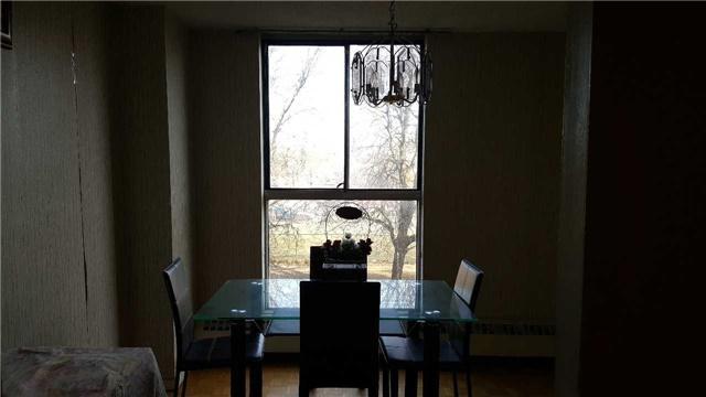312 - 4673 Jane St, Condo with 2 bedrooms, 1 bathrooms and 1 parking in Toronto ON | Image 4