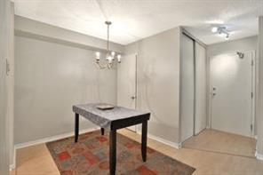 1414 - 1486 Pilgrims Way, Condo with 2 bedrooms, 1 bathrooms and 1 parking in Oakville ON | Image 17
