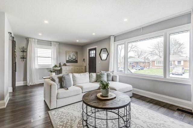 2127 Sunnydale Dr, House detached with 3 bedrooms, 2 bathrooms and 9 parking in Burlington ON | Image 40