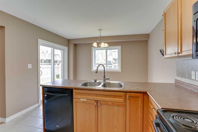 533 Alberta Ave, House detached with 4 bedrooms, 3 bathrooms and 8 parking in Woodstock ON | Image 2