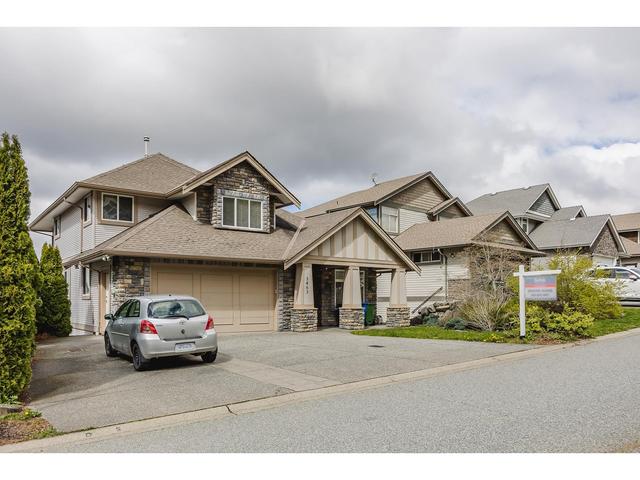 3463 Applewood Drive, House detached with 6 bedrooms, 4 bathrooms and 8 parking in Abbotsford BC | Image 2