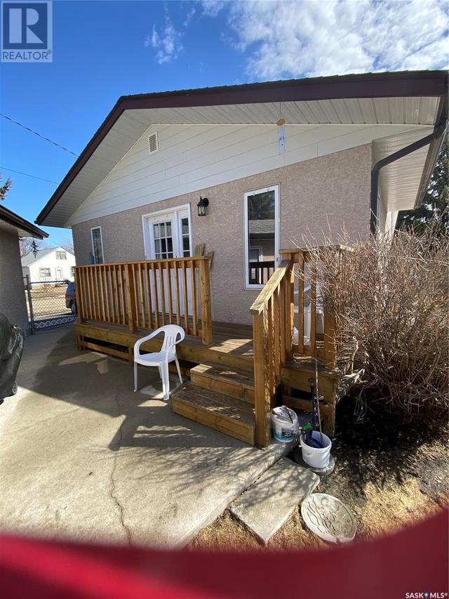 296 Maple Avenue, House detached with 3 bedrooms, 1 bathrooms and null parking in Yorkton SK | Image 32