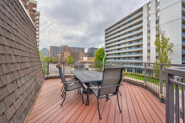 Th10 - 442 Maple Ave, Townhouse with 3 bedrooms, 4 bathrooms and 3 parking in Burlington ON | Image 19