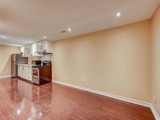 527 Rossellini Dr, House semidetached with 4 bedrooms, 4 bathrooms and 3 parking in Mississauga ON | Image 21