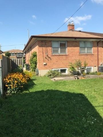147 Habitant Dr, House semidetached with 3 bedrooms, 2 bathrooms and 2 parking in Toronto ON | Image 14